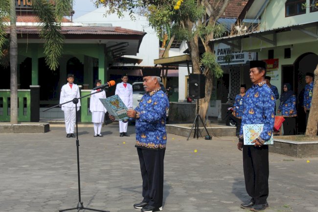 Upacara Hari Pahlawan Tahun 2023 Tingkat Kecamatan Wedi